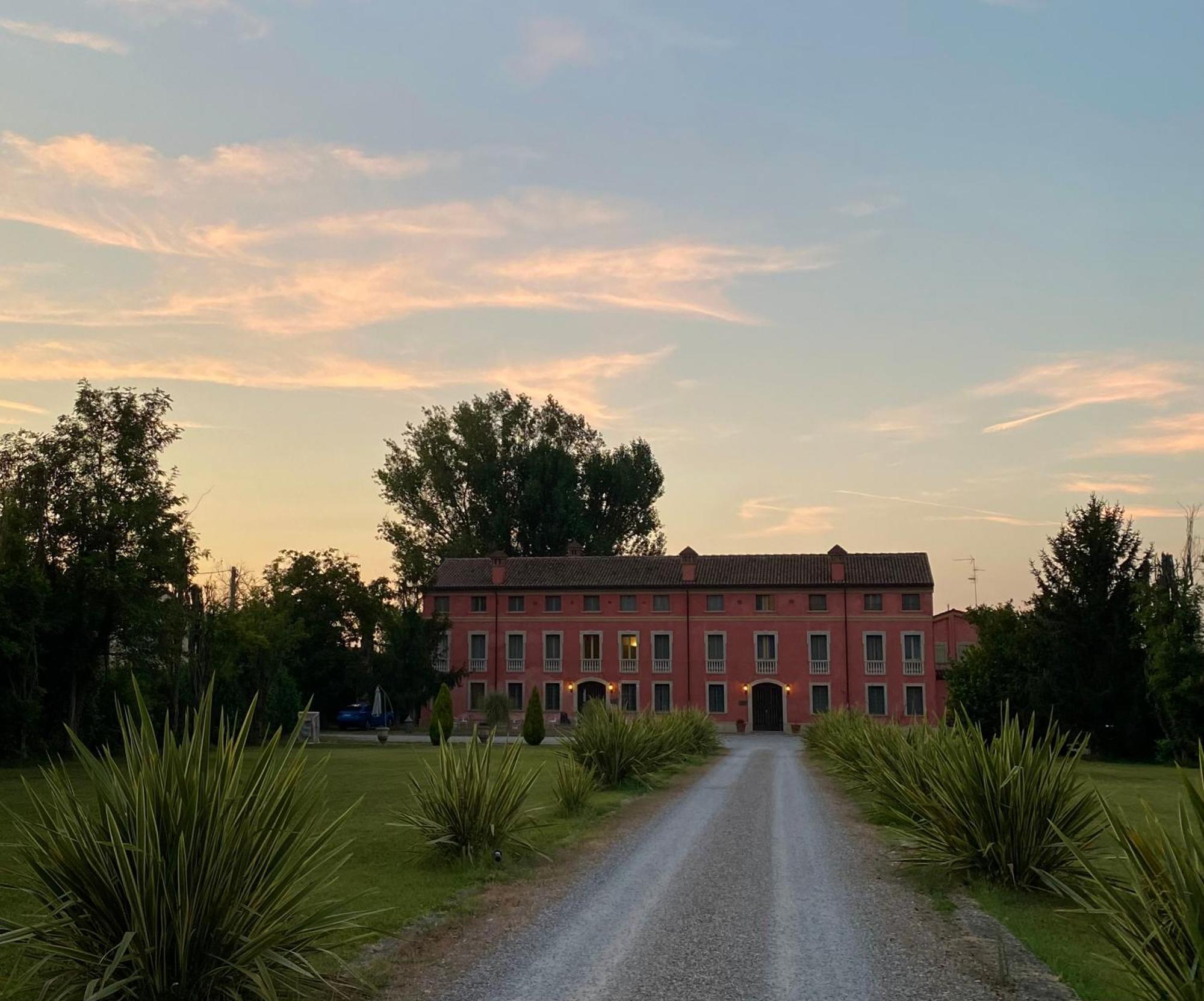 Hotel Villa Montanarini Villarotta Exterior foto